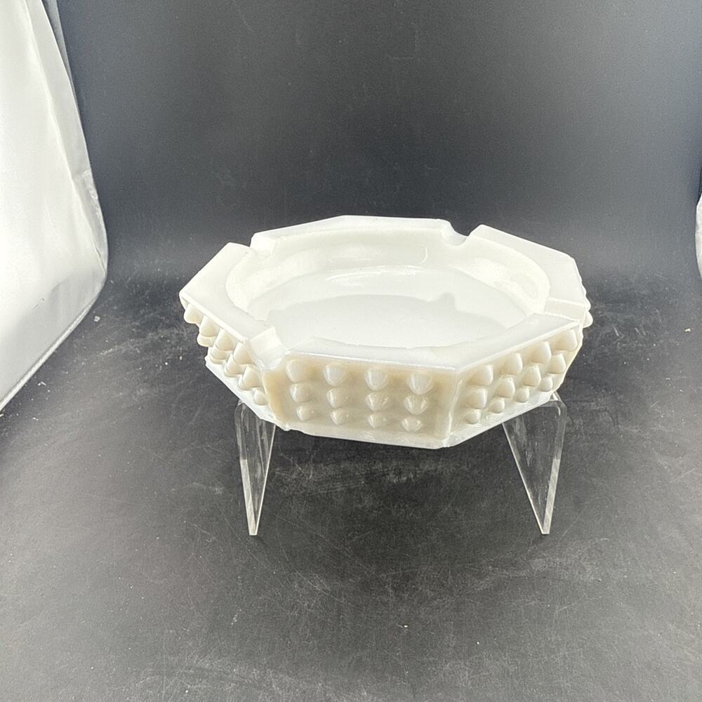 VTG Fenton Hobnail White Milk Glass Octagonal Ashtray 4 Slot MCM - See Condition